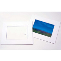 Fertig-Passepartouts Weiß/Weiß 11,8x16,8cm Ausschnitt - äußere Größe 20,3x25,4cm (10 Stück) [MT20001]