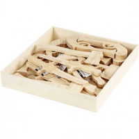 Pistole, Axt, Schwert aus Holz, L 20,5+27+28 cm, H 7,5+9,5 cm, Kiefernholz, 24Stck., Stärke: 1,2+1,7 cm [HOB-56141]